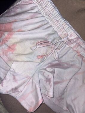 a:glow Pink Tie-Dye Women’s Lounge Shorts